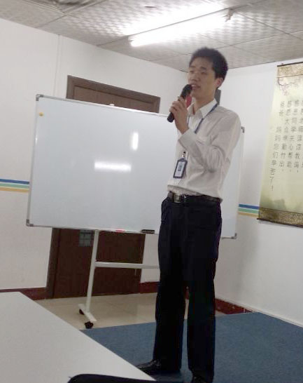 財(cái)務(wù)輕，怨何生，言語忍，忿自泯