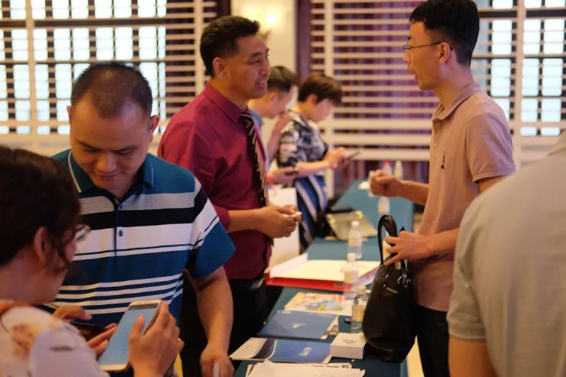 智通培訓參加中國教育產業創新與發展峰會12